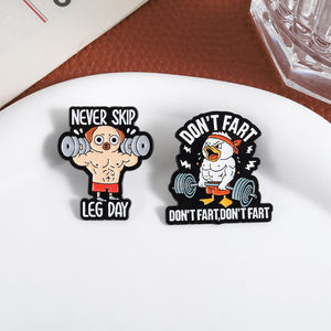 Lustige 'Don't Fart Duck' Brosche für Fitnessstudio, Kniebeugen und Workout - Emaille-Anstecknadel 'Never Skip Leg Day' - Hunde-Broschen, Taschen- und Reversabzeichen, Schmuck-Geschenke - Product Image 2