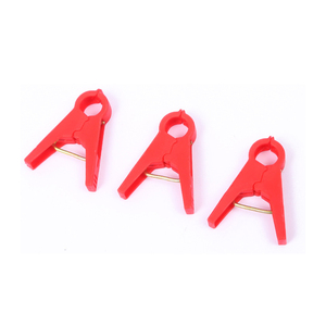 Clips de plantes modernes pour attacher les tomates, les herbes, les fleurs, les courgettes et les vignes en PP et HDPE. - Product Image 1