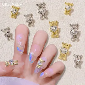 Greenkem Shiny Zircon Alloy Bear 3d Nail Art Decoration With Heart Crystal Luxury Jewelry Manicure My Heart Beat Teddy Bear Nail