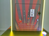 Machine de jeu de sport de boxe à coups de pied automatique Boxer d'arcade électronique avec garantie d'un an en fer
