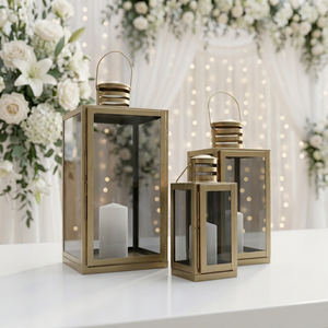 Lanterne à bougie en métal doré en gros, disponible en différentes tailles pour la décoration de la maison et les mariages - Product Image 1