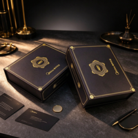 Boîte cadeau d'entreprise noire personnalisée, boîte rigide de luxe avec bordure dorée, plateau intérieur et poignée pour coffret cadeau d'entreprise