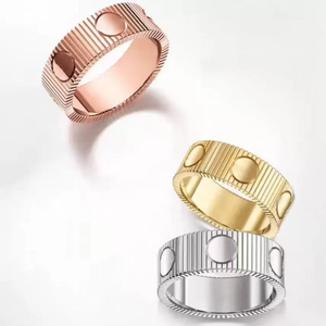 Klassieke Heren En Dames Paar Roestvrij Staal 18K Vergulde <span class=keywords><strong>Ring</strong></span> Bron Fabrikant Aangepaste <span class=keywords><strong>Ring</strong></span> - Product Image 4