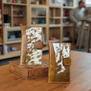 Portefeuille fin de luxe personnalisé Boshiho, en cuir de vachette et fourrure, avec fermeture éclair, fenêtre RFID pour carte d'identité et emplacement pour cartes de crédit - Product Image 3