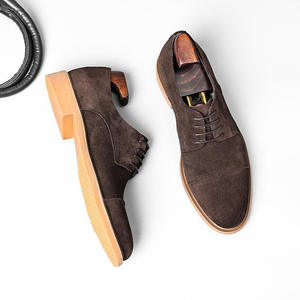Nouvelles chaussures de ville en daim pour homme, style été, confortables et respirantes, à bout rond, en cuir, type Richelieu. - Product Image 2