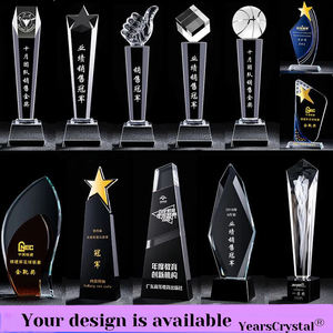 Trofi Kristal Bentuk Menara Liga Champions Custom YearsCrystal dengan Cetakan Timbul dan Kotak Hadiah - Product Image 3