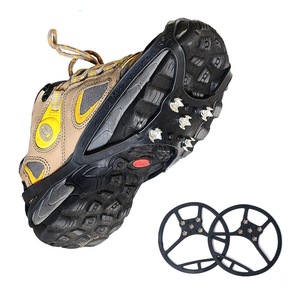 Crampons de Traction de glace antidérapants Crampons de Traction de marche Poignées de <span class=keywords><strong>neige</strong></span> de glace durables <span class=keywords><strong>pour</strong></span> chaussures Botte avec 8 crampons en acier Crampons - Product Image 1