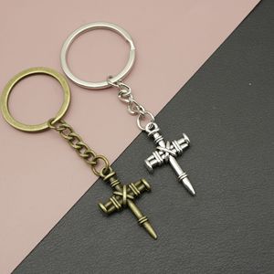 Nagelkruis sleutelhanger antiek zilver zinklegering kruisbeeld hanger sleutelring voor kerk jeugdgroep cadeaus - Product Image 1