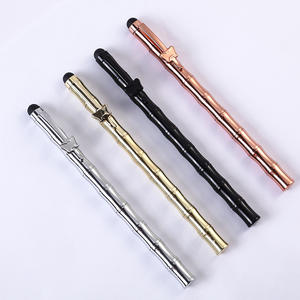 Stylo bille en bambou de haute qualité avec clip en forme de cœur, garniture argentée et dorée, stylet en laiton massif et logo personnalisé - Product Image 1