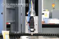 Máquina de Corte Láser de Fibra CNC de 3000W con Enfoque Automático de Mesa Única Serie BS-D 3015, Cortadora Láser de Fibra Metálica Raycus