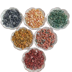 Levendige natuurlijke stenen, getrommelde gekleurde kiezelsteentjes & gemengde kleuren stenen voor tuin- en aquariumdecoratie - Product Image 2