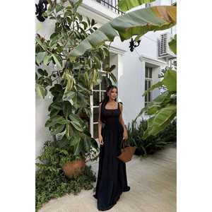 Robe longue élégante vintage noire à bretelles, en spandex translucide à motif floral, avec doublure unie, pour femmes, tailles XS à XL, idéale pour les fêtes de jour et les vacances. - Product Image 4