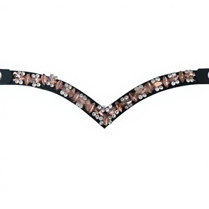 Sangle de frontale en cuir en forme de V pour cheval, décorée de strass et cristaux, accessoire d'équipement équestre. - Product Image 3