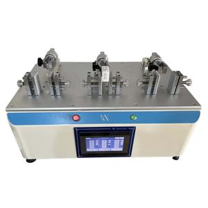 PLC-gestuurde testmachine voor het invoeren en uittrekken van connectorstekkers - Product Image 1