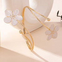 Bracelet de bras ajustable en forme irrégulière, style bohème, en métal coloré avec fleurs, pour femmes - Vente chaude