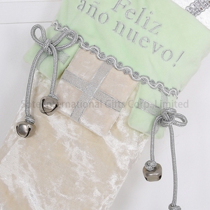 Haute qualité velours bas de noël décor suspendu en peluche cadeau bonbons à la main jouet texte broderie <span class=keywords><strong>chaussettes</strong></span> de noël - Product Image 4