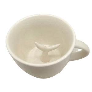 Tasse à café <span class=keywords><strong>blanche</strong></span> 3d en céramique avec une <span class=keywords><strong>licorne</strong></span> intérieure apporte du plaisir et de la fantaisie pour profiter de vos boissons dans un style inhabituel - Product Image 2