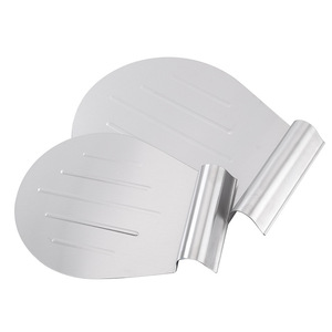 Plateaux ronds anti-rouille avec poignées larges et robustes pour servir des pizzas et des tartes lors de dîners - Product Image 6