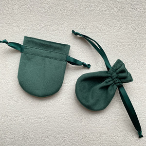 Bolsitas de Terciopelo Suave con Cordón para Joyería, Personalizadas con Etiqueta Privada, Últimos Modelos - Product Image 1