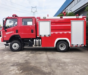 Meilleur prix usine FOTON HOWO I Suzu 4X2 4X4 <span class=keywords><strong>Camion</strong></span>-citerne neuf pour équipement de lutte contre l'incendie, avec fonctions de contrôle, de lutte contre l'incendie par mousse, d'alarme incendie et de pompage d'eau - Product Image 2