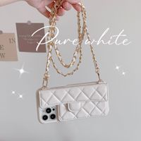 Étui en cuir motif litchi de luxe style sac à bandoulière pour iPhone 13 Pro Max, 14 Pro Max, 15 Pro Max, 16 Pro Max, 17 Pro Max