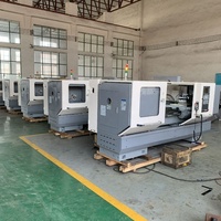 Tour CNC horizontal à banc plat robuste avec double broche et système de commande GSK