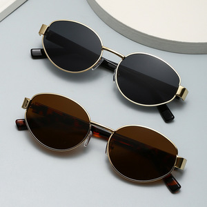 Women's Oval Metal Sunglasses Gold <b>Frame</b> UV400 Protection Class 2 Lenses Travel Fashion Outfits - Product Image 2