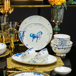 Service de vaisselle en porcelaine fine de Jingdezhen, style romain, pour la maison, ensemble de bols et de plats, vente en gros - Product Image 2
