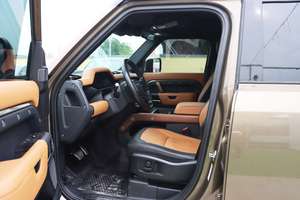 Voiture d'occasion 2020 3.0T SUV <span class=keywords><strong>Defender</strong></span> <span class=keywords><strong>110</strong></span> P400 SE <span class=keywords><strong>Land</strong></span> <span class=keywords><strong>Rover</strong></span> Automatique LHD 5 places Essence à <span class=keywords><strong>vendre</strong></span> - Product Image 5