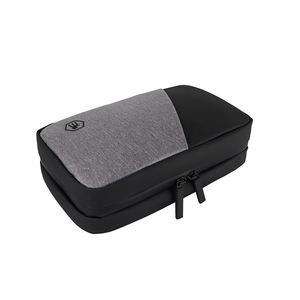 2024 personnalisé luxe mode hommes Polyester tissu pour pochette de gymnastique résistant à l'eau voyage organisateur fermeture à glissière - Product Image 2