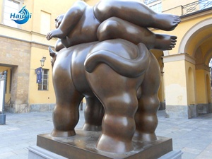 Statue décorative d'art moderne en métal bronze, grande taille, représentant une femme obèse allongée, sculpture de Fernando Botero pour place de ville - Product Image 2