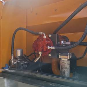 Trending Usado Hyundai 300LC-9T Excavadora Componentes del núcleo Motor y bomba Maquinaria de ingeniería Excavadora de orugas usada para la venta - Product Image 5