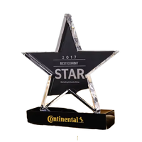 Vente chaude trophée en cristal transparent colonne d'étoile à cinq branches créative pour Souvenir de remise des diplômes conception nouvelle et unique