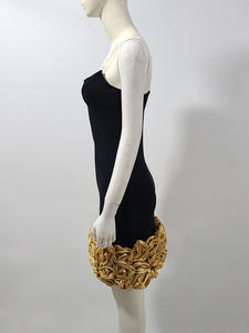 Vestido europeo y americano para mujer, vestido sexy sin tirantes con dobladillo floral tridimensional, vestido de noche con vendaje elástico. - Product Image 3