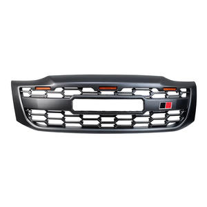 Calandre de voiture CN-GE pour Toyota Hilux 12-14 Noir mat 105x38x16 avec matériel de fixation - Product Image 2