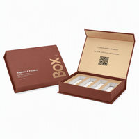 Boîte en papier pliable avec fermeture magnétique personnalisée, dorure à chaud et doublure en éponge pour emballage de cadeaux, cosmétiques et bougies haut de gamme