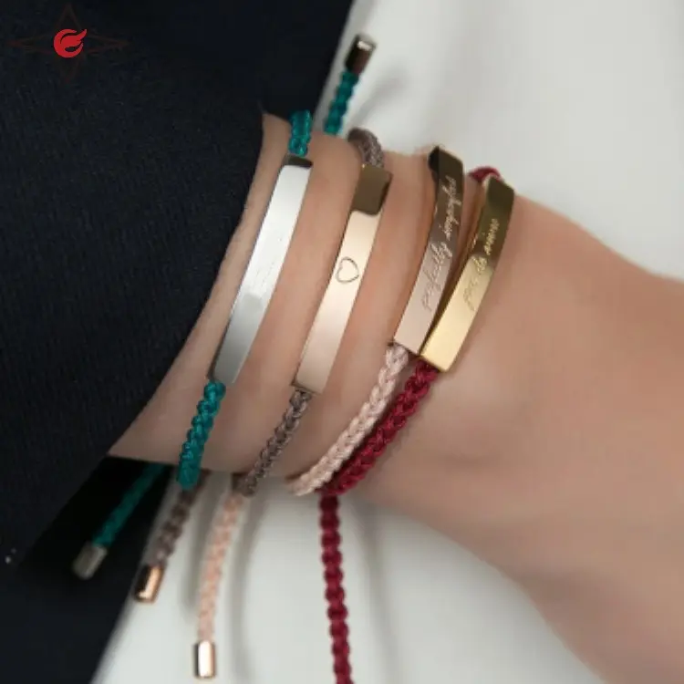 Пользовательский регулируемый браслет из нержавеющей стали Мужской плетеный браслет с выгравированным логотипом для нейлонового браслета