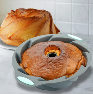 Moule à gâteau en silicone de qualité supérieure résistant aux hautes températures, moule rond antiadhésif pour la cuisson à la maison - Product Image 6