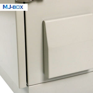 Armoires de stockage de batteries solaires pour télécommunications extérieures personnalisées, sur pied - Product Image 5