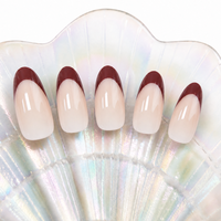 Faux ongles à presser élégants bordeaux français longs en amande, base nude brillante, pour usage quotidien et soirées