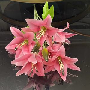 ดอกลิลลี่เทียมทำจากผ้าไหมเทียมพืชดอกลิลลี่เทียมสำหรับงานแต่งงานบ้านปาร์ตี้วันแม่ & กลับไปโรงเรียน - Product Image 2