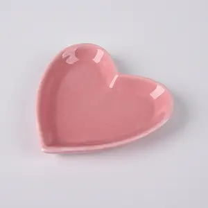 Customized Design Decorative Love Heart Shape Ceramic Trinket Dish Accessory Plate Jewelry Tray For Wedding Engagement Gift