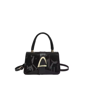 Sac bandoulière femme tendance 2026 avec boucle, sac à l'épaule mode pour femme - Product Image 5