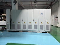 Stabilisateur de tension industriel automatique de grande puissance 1250 kVA 2000 kVA 3000 kVA 4000 kVA triphasé pour usine sidérurgique et cimentier