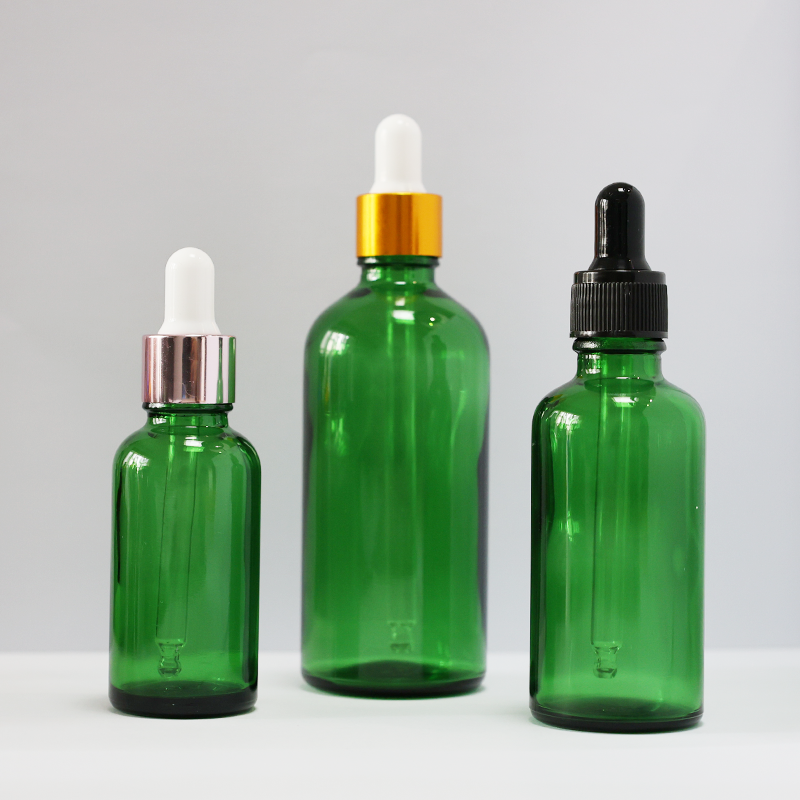 สีเขียว