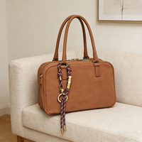 Breloque de sac en corde personnalisée avec nom, pendentif pour sac à main, chaînes en corde avec breloque en acier inoxydable, accessoire en paracorde fait main, accessoires pour sac
