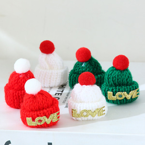 Set Mini Cappello e Sciarpa Carino - Decorazione Natalizia per Bambole, Cactus e Paesaggi Festivi, Design Amore <span class=keywords><strong>Rosso</strong></span>/Verde - Product Image 4