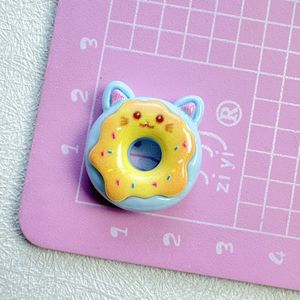 Accessori in Resina a Forma di Animali Cartoon e Ciambelle per Creazioni Fai-da-Te, Clip per Capelli, Cover per Telefoni, Magneti per Frigorifero, Ciondoli per Bottiglie d'Acqua - Vendita all'Ingrosso - Product Image 4