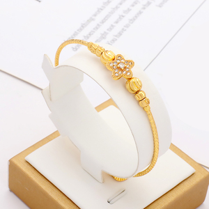 JXX Bộ Vòng Tay Năm Chiếc Thời Trang Xinh Xắn Trang Sức Vòng Tay Mạ Vàng 24K Phong Cách Khác Nhau - Product Image 3