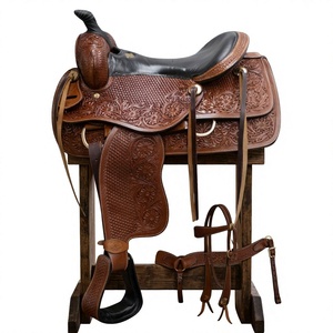 Silla de Montar Inglesa de Cuero Genuino Personalizada de Primera Calidad con Diseño Grabado BS International, Modelo NA94, Estructura de Madera Sostenible - Product Image 1